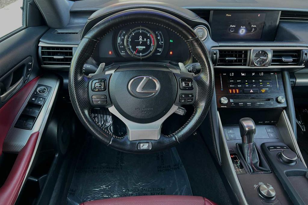 2018 Lexus IS 300 10