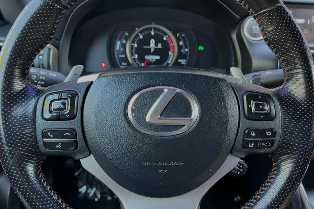 2018 Lexus IS 300 25