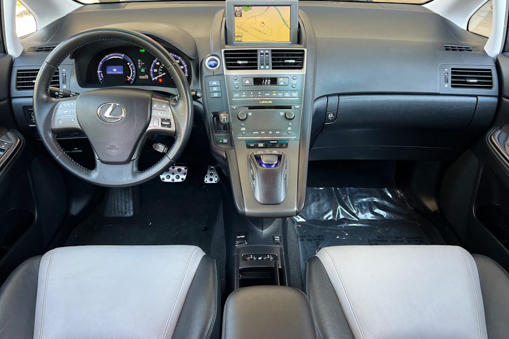 Thumbnail: 2010 Lexus HS - 2