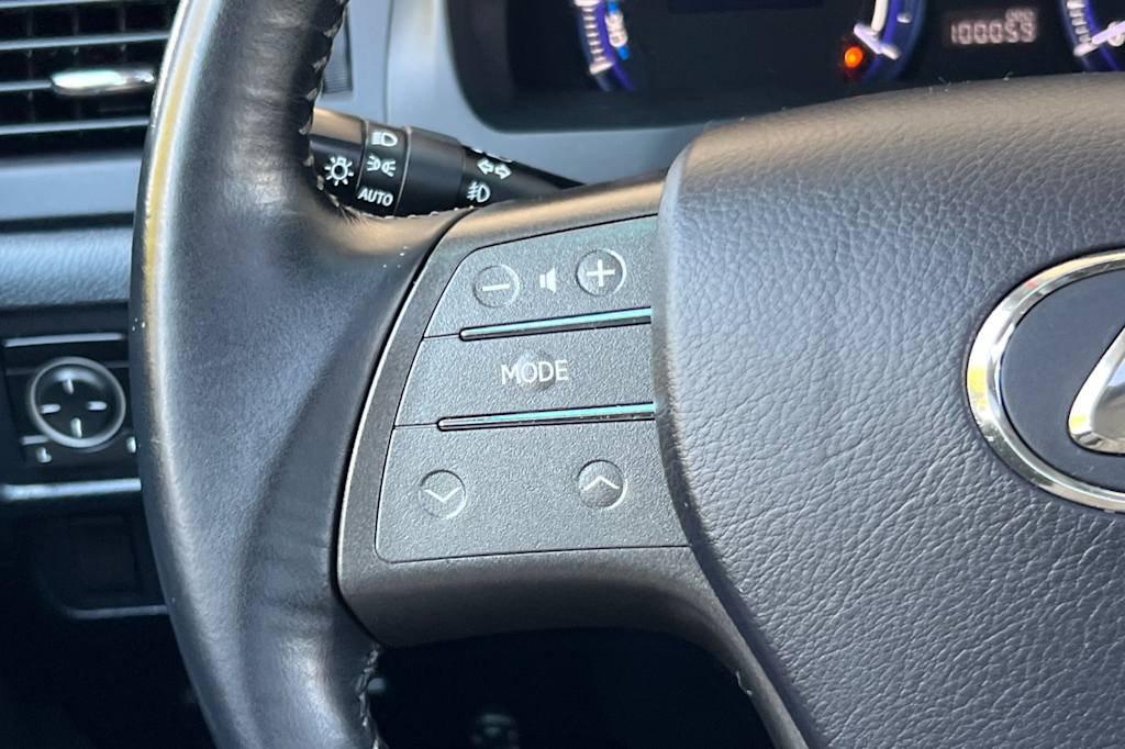Thumbnail: 2010 Lexus HS - 29