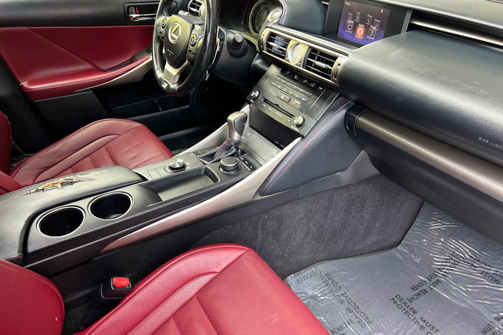 Thumbnail: 2015 Lexus IS - 12