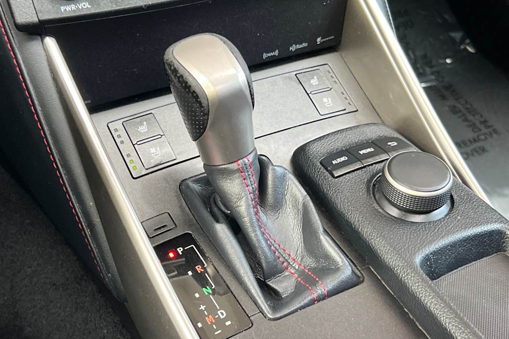 Thumbnail: 2015 Lexus IS - 14