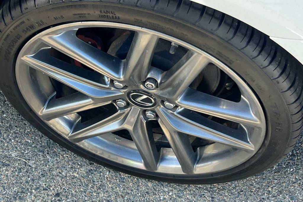 Thumbnail: 2015 Lexus IS - 19