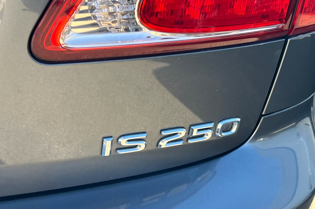 Thumbnail: 2012 Lexus IS - 5