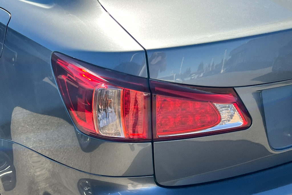 Thumbnail: 2012 Lexus IS - 22