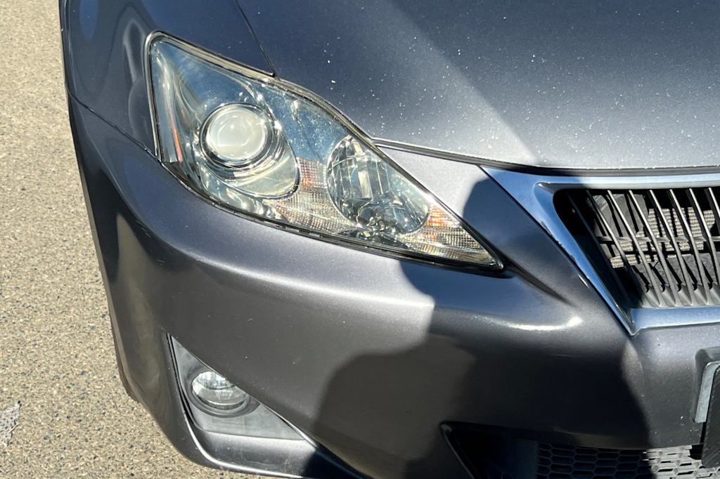 Thumbnail: 2012 Lexus IS - 16