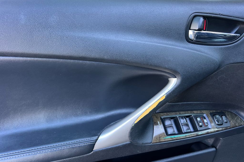 Thumbnail: 2012 Lexus IS - 19