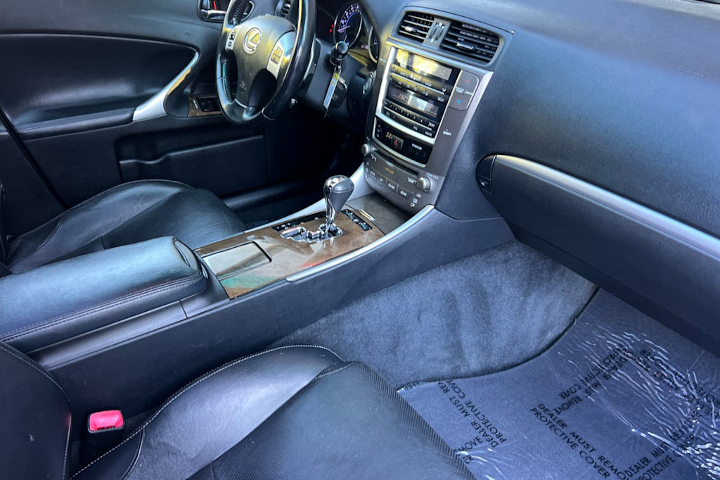 Thumbnail: 2012 Lexus IS - 11