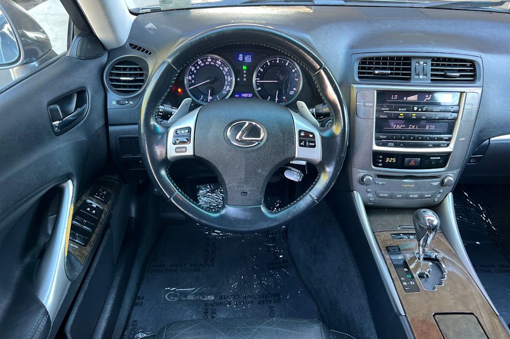 Thumbnail: 2012 Lexus IS - 10