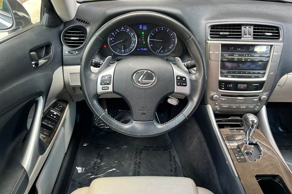 Thumbnail: 2012 Lexus IS - 10