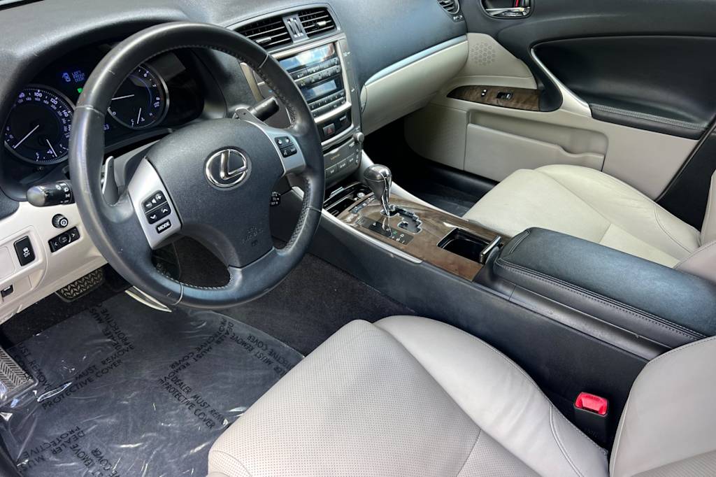 Thumbnail: 2012 Lexus IS - 8