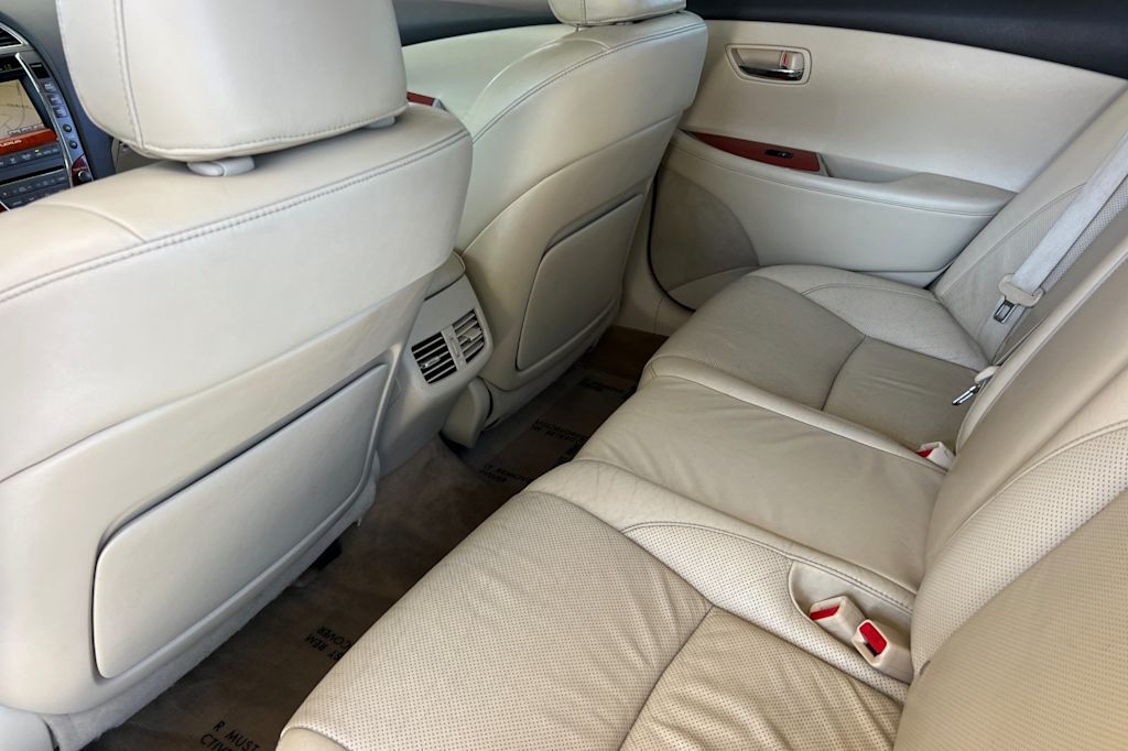 Thumbnail: 2011 Lexus ES - 9