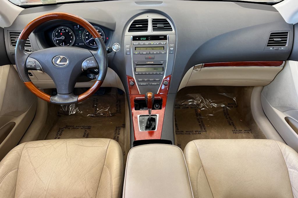 Thumbnail: 2010 Lexus ES - 2