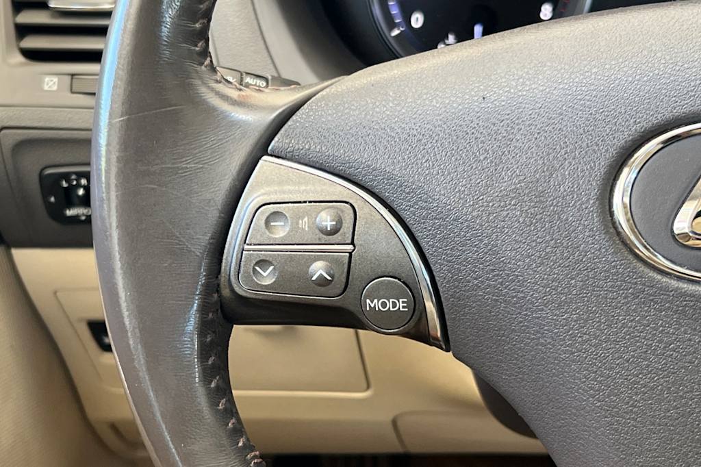 Thumbnail: 2010 Lexus ES - 27