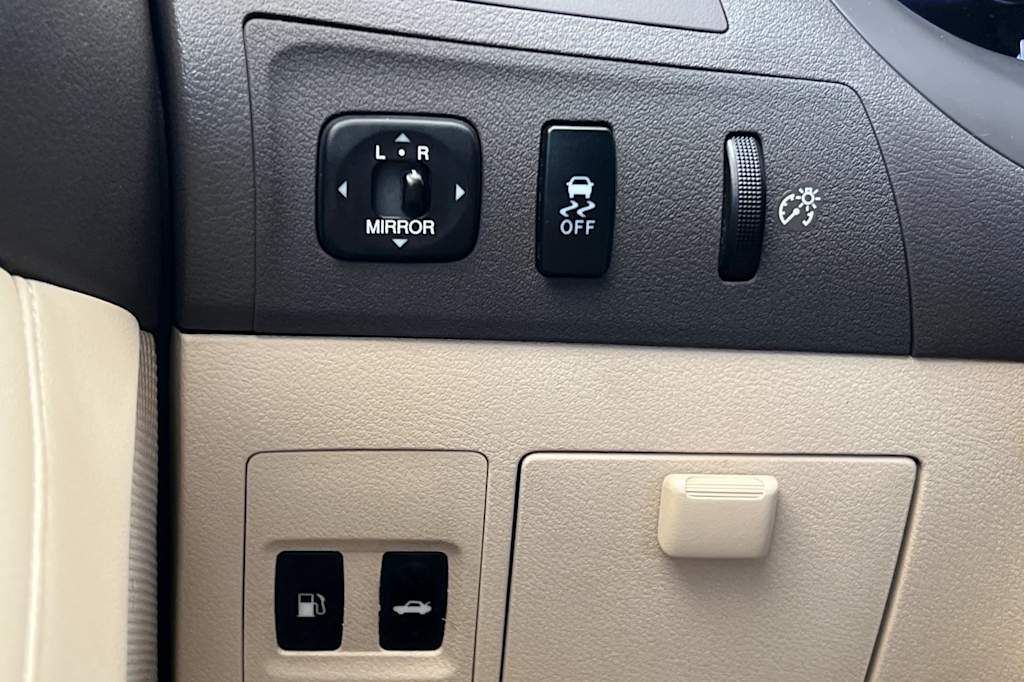 Thumbnail: 2010 Lexus ES - 30