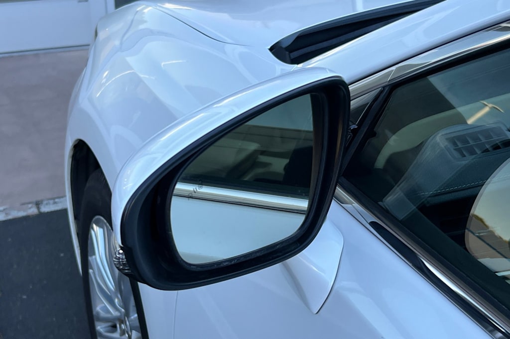 Thumbnail: 2014 Lexus ES - 11