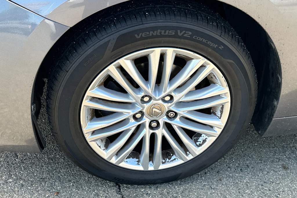 Thumbnail: 2014 Lexus ES - 5