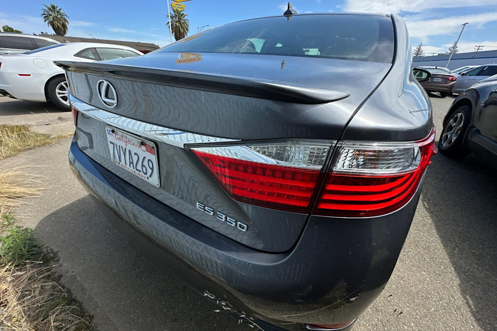 Thumbnail: 2014 Lexus ES - 9