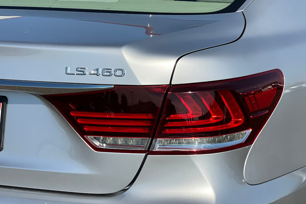 Thumbnail: 2014 Lexus LS - 34