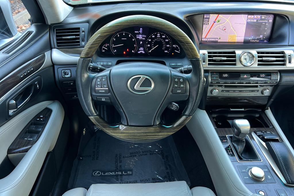 Thumbnail: 2014 Lexus LS - 11