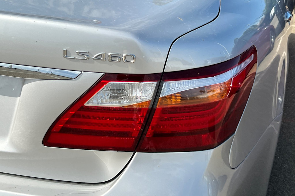 Thumbnail: 2011 Lexus LS - 19