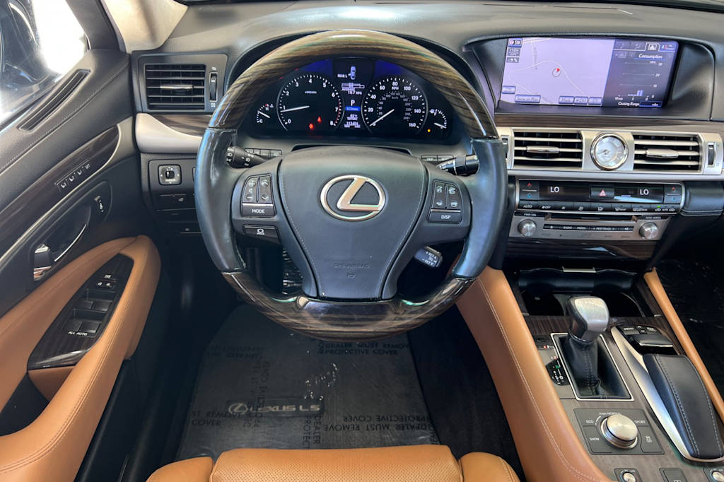 Thumbnail: 2014 Lexus LS - 11