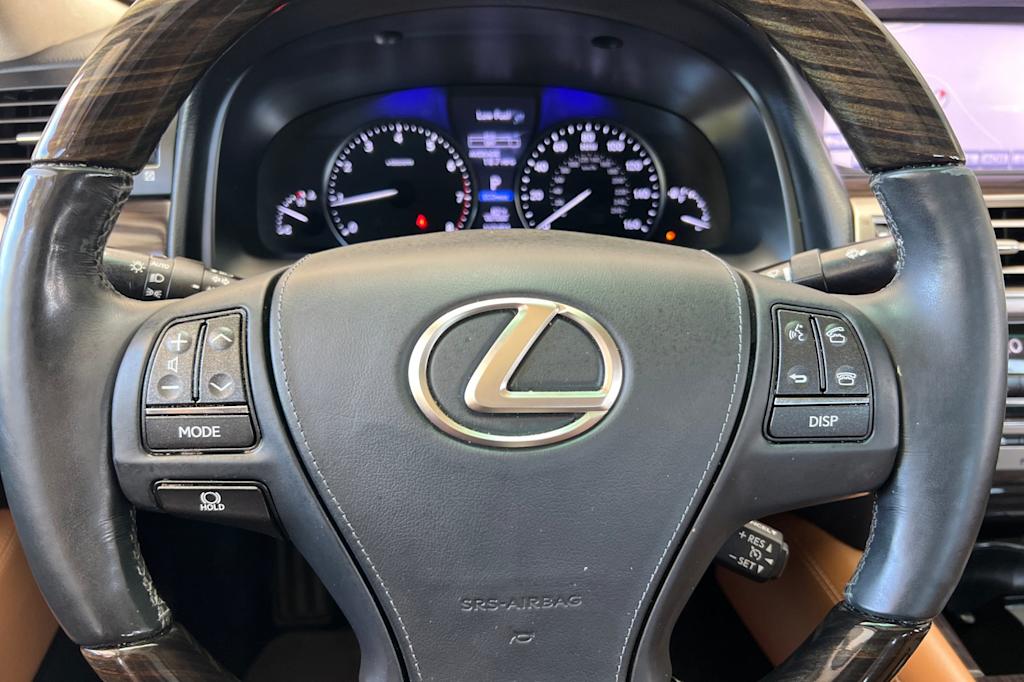 Thumbnail: 2014 Lexus LS - 29