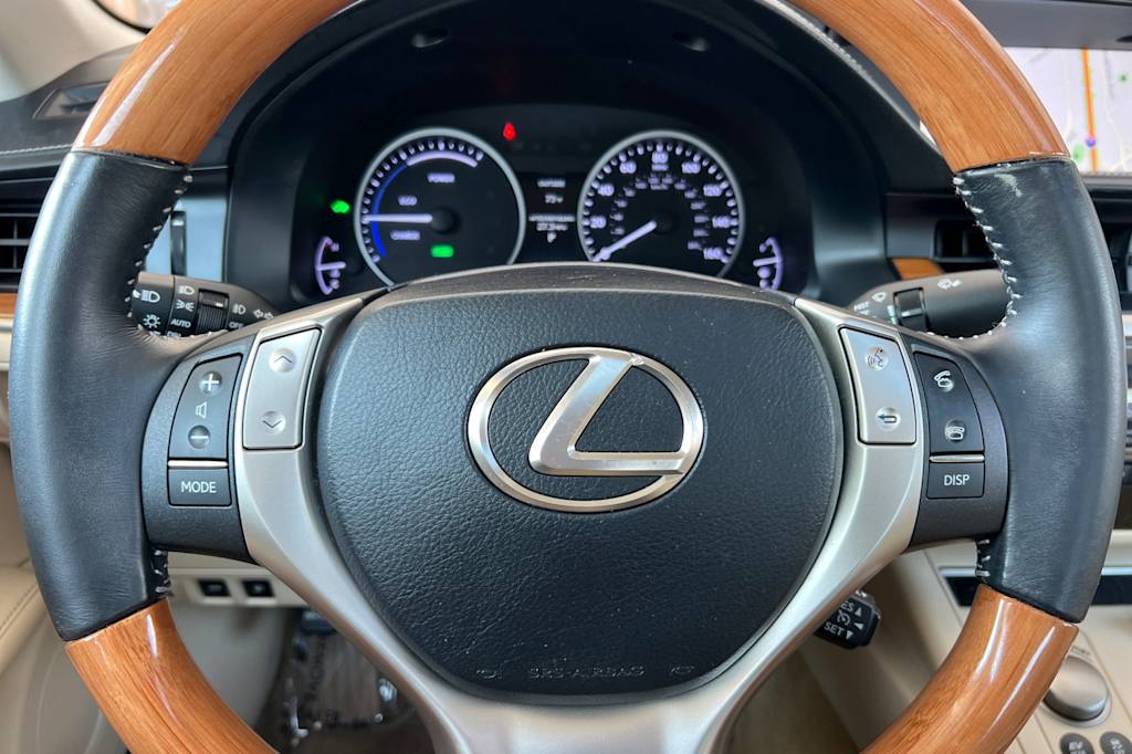 Thumbnail: 2014 Lexus ES - 28