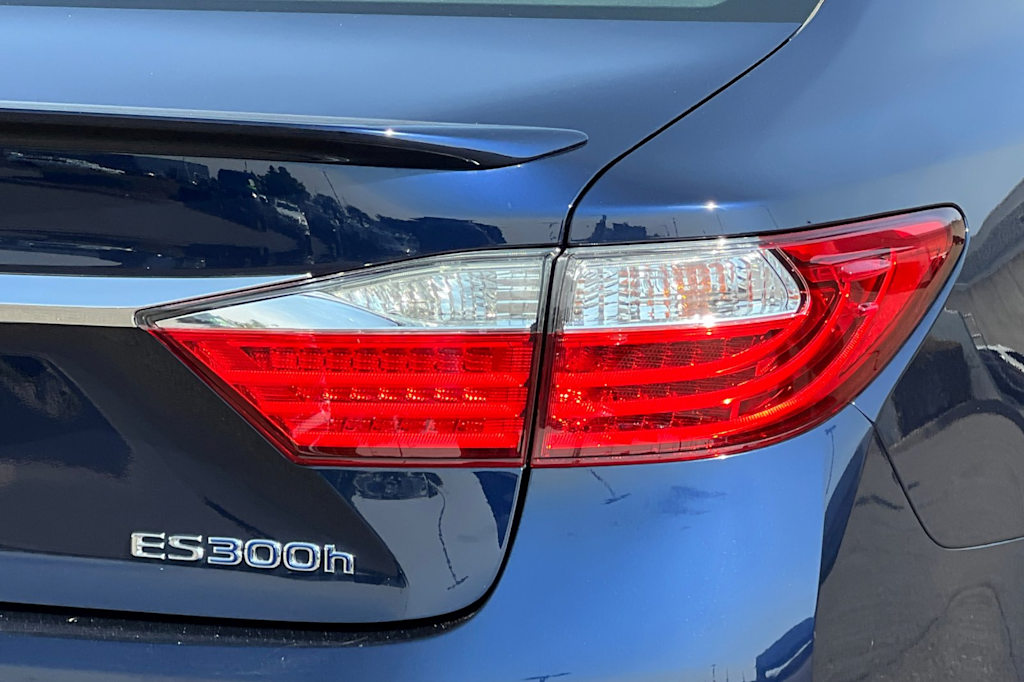 Thumbnail: 2014 Lexus ES - 33