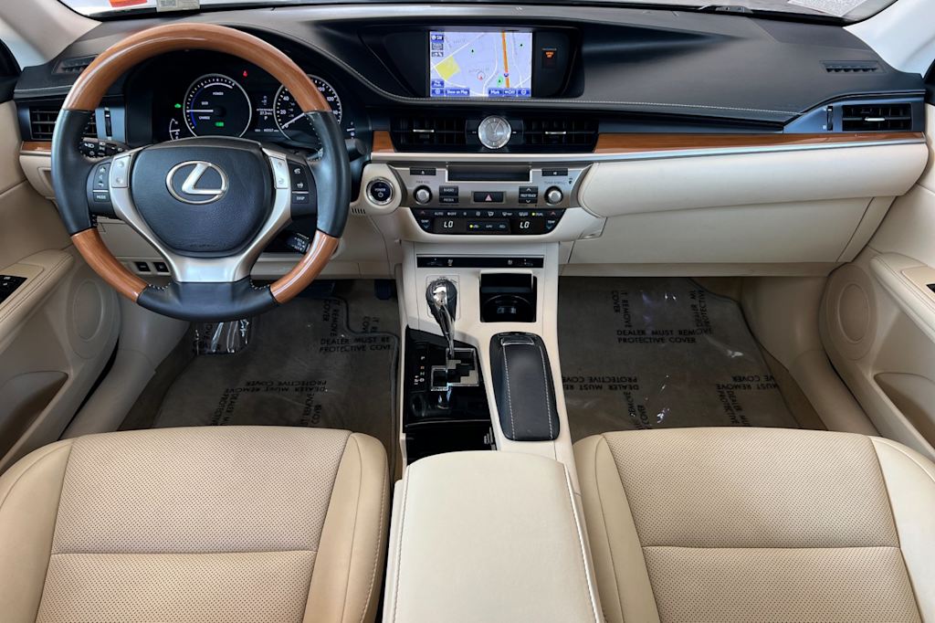 Thumbnail: 2014 Lexus ES - 2