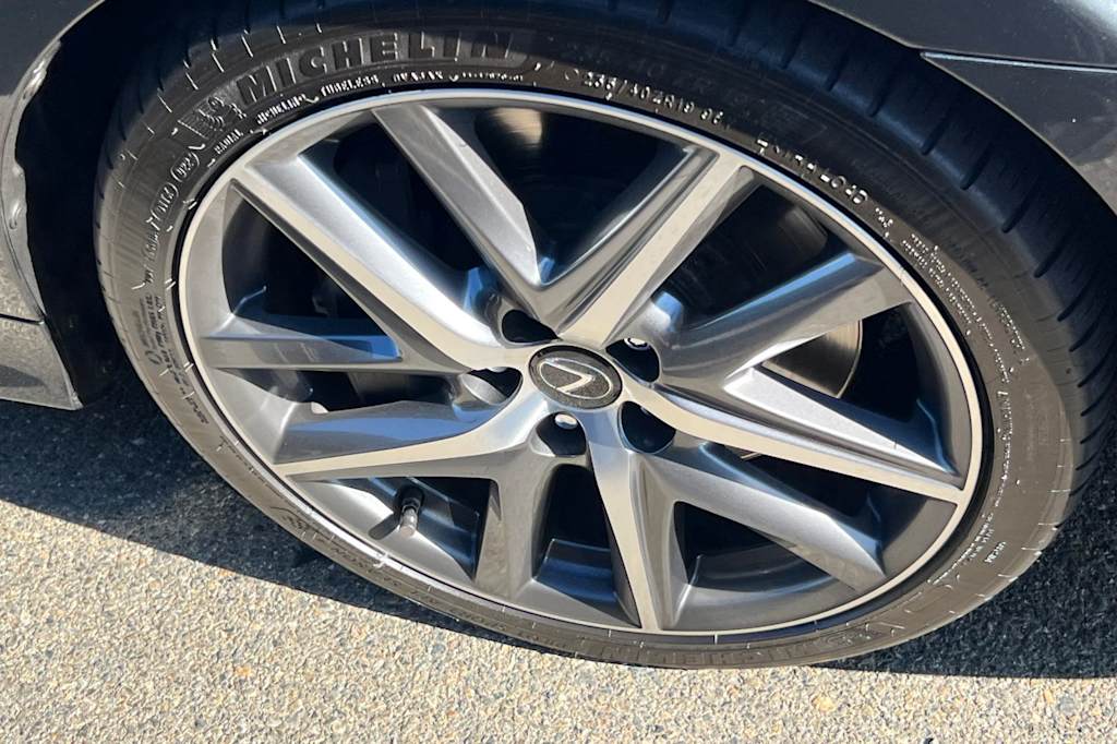 Thumbnail: 2018 Lexus GS - 15