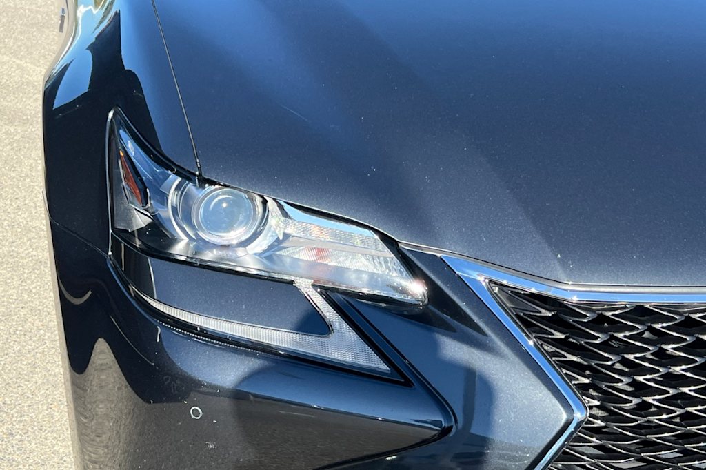 Thumbnail: 2018 Lexus GS - 14