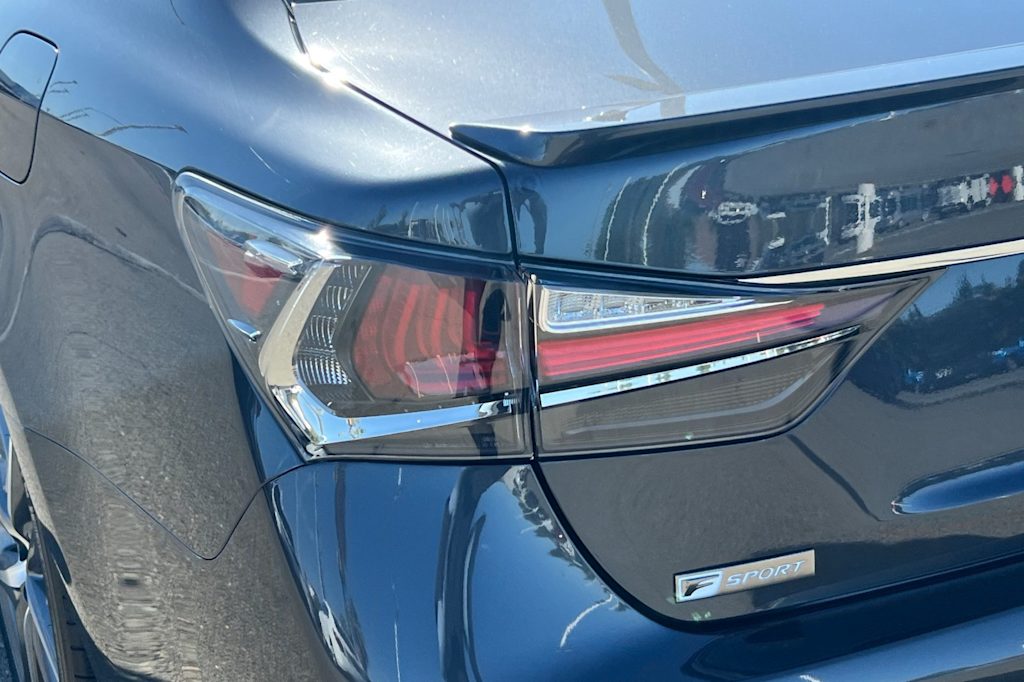 Thumbnail: 2018 Lexus GS - 20