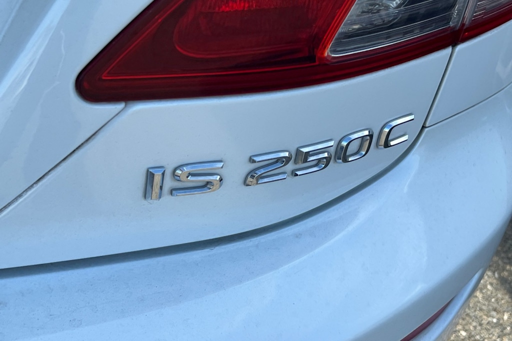 Thumbnail: 2013 Lexus IS - 22