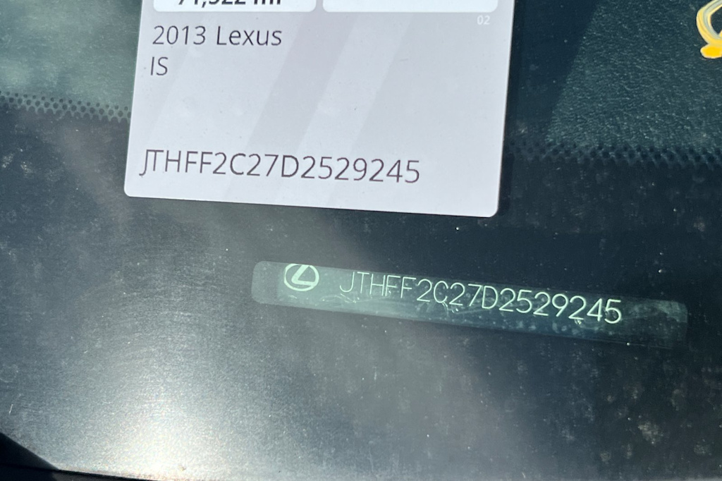 Thumbnail: 2013 Lexus IS - 8