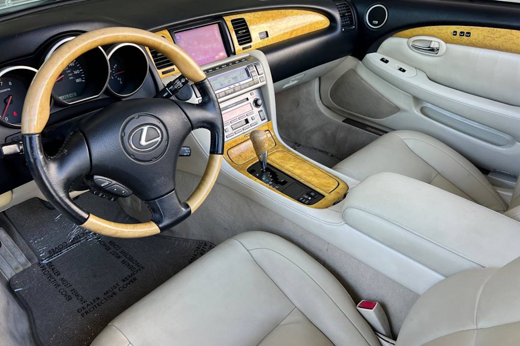 Thumbnail: 2005 Lexus SC - 9