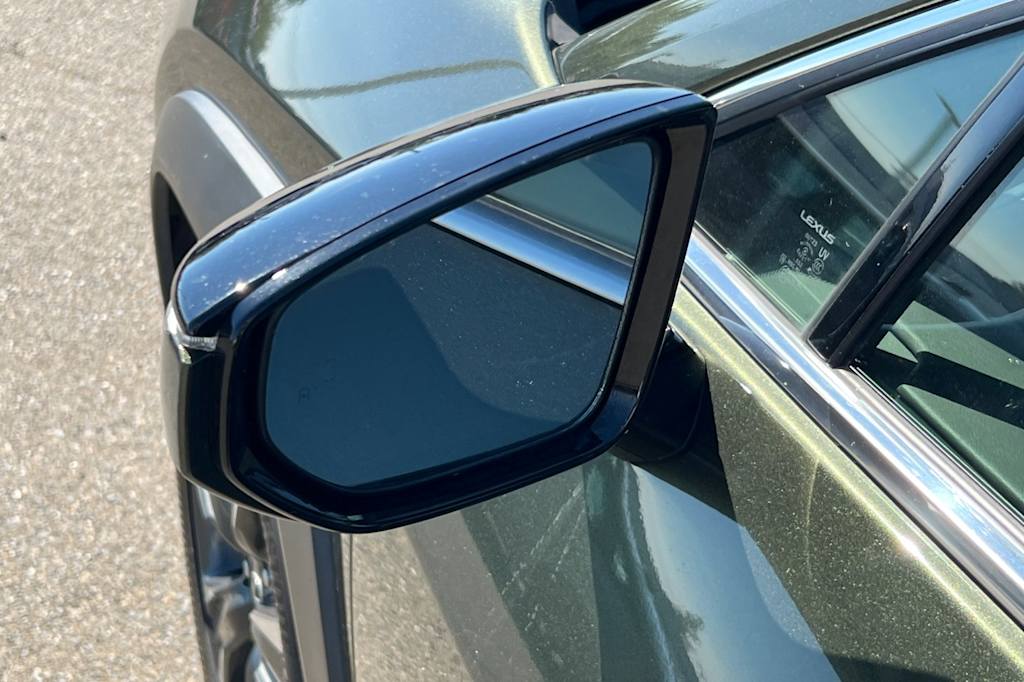 Thumbnail: 2019 Lexus UX - 10