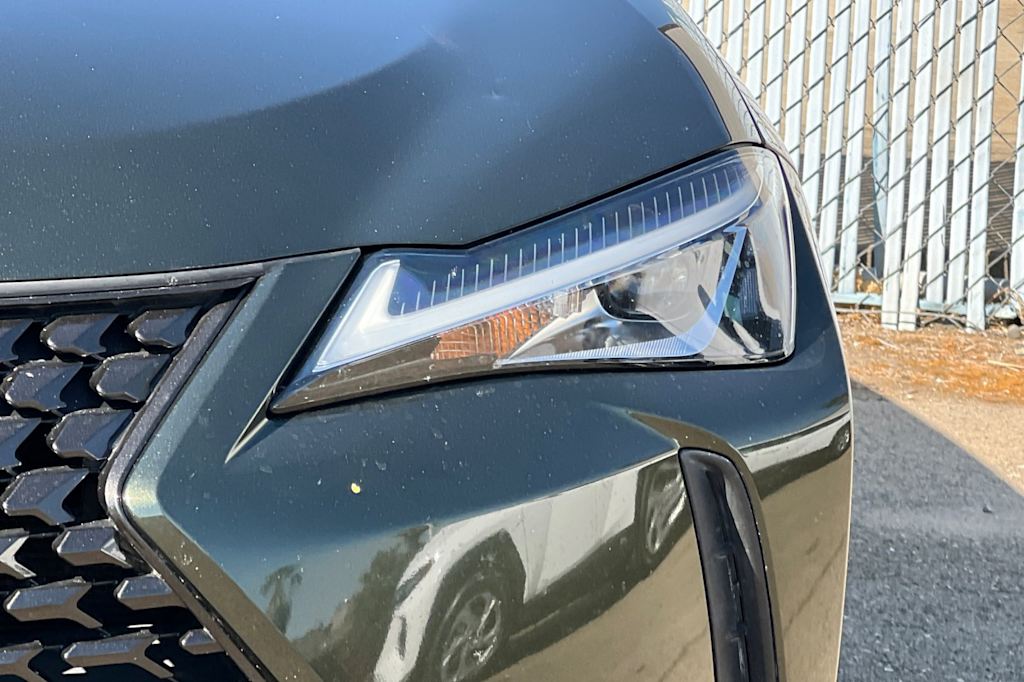 Thumbnail: 2019 Lexus UX - 16