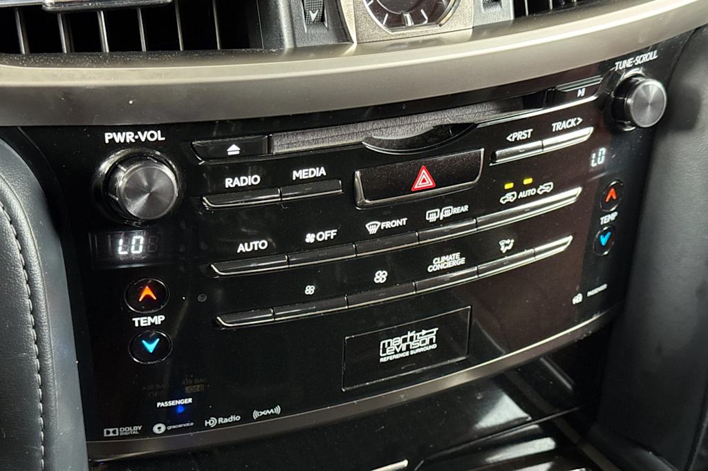 Thumbnail: 2021 Lexus LX - 28