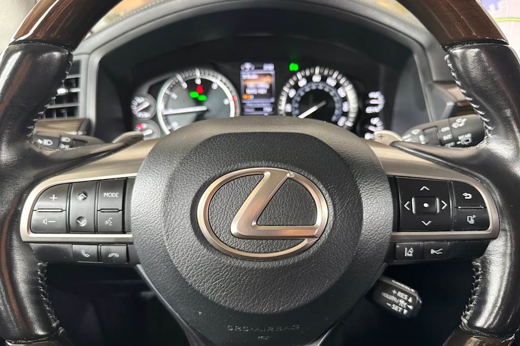 Thumbnail: 2021 Lexus LX - 30