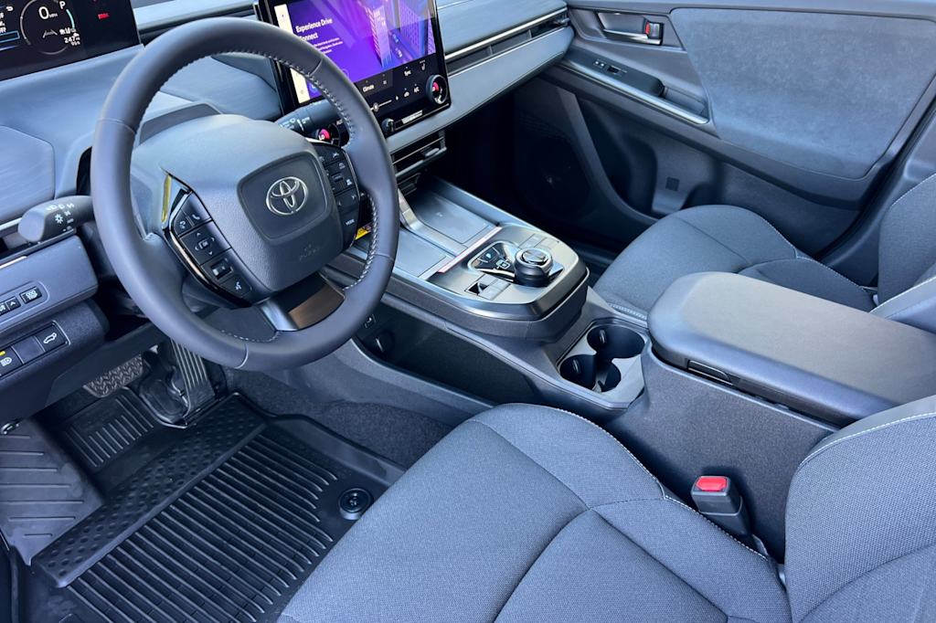Thumbnail: 2026 Toyota C-HR - 9