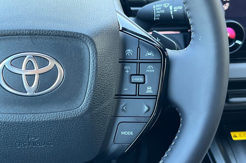 Thumbnail: 2026 Toyota C-HR - 31
