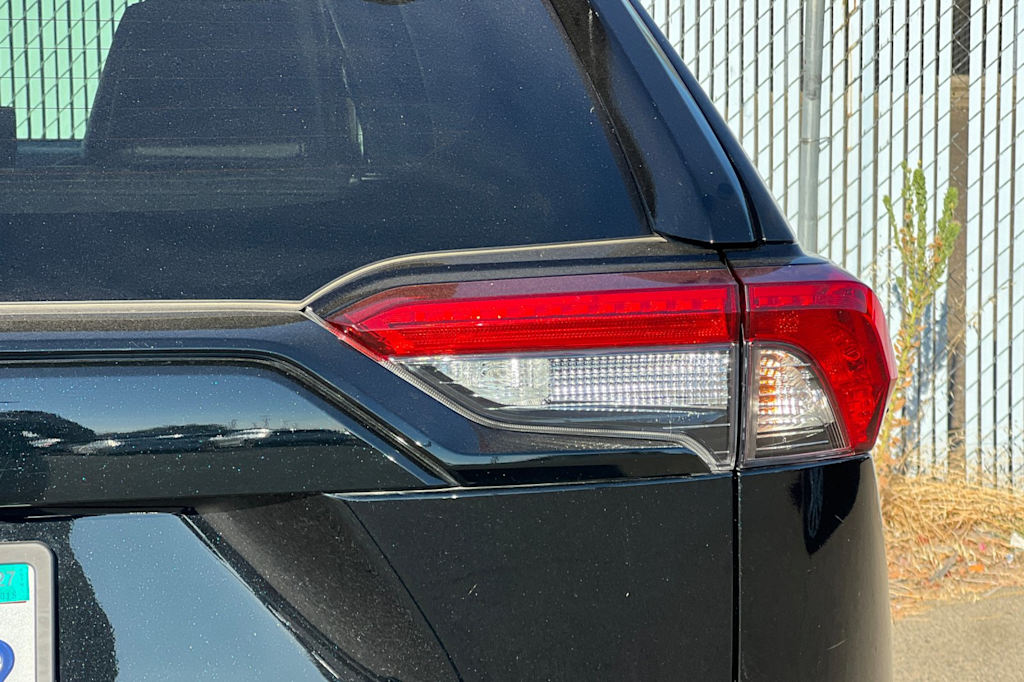 Thumbnail: 2024 Toyota RAV4 - 22