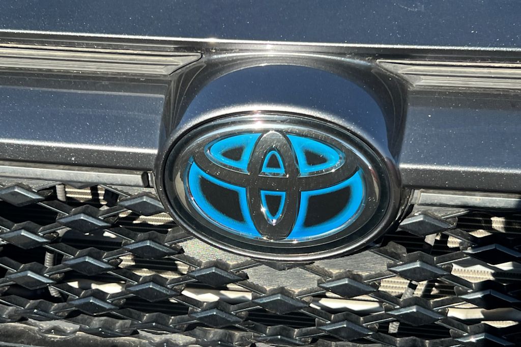 Thumbnail: 2022 Toyota RAV4 - 5