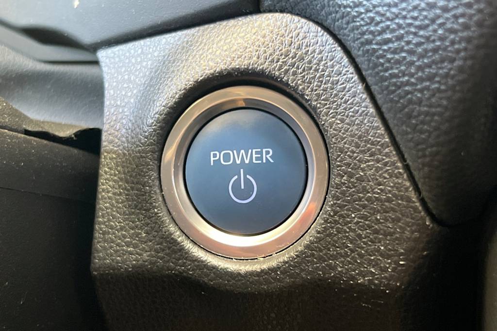 Thumbnail: 2021 Toyota RAV4 - 28