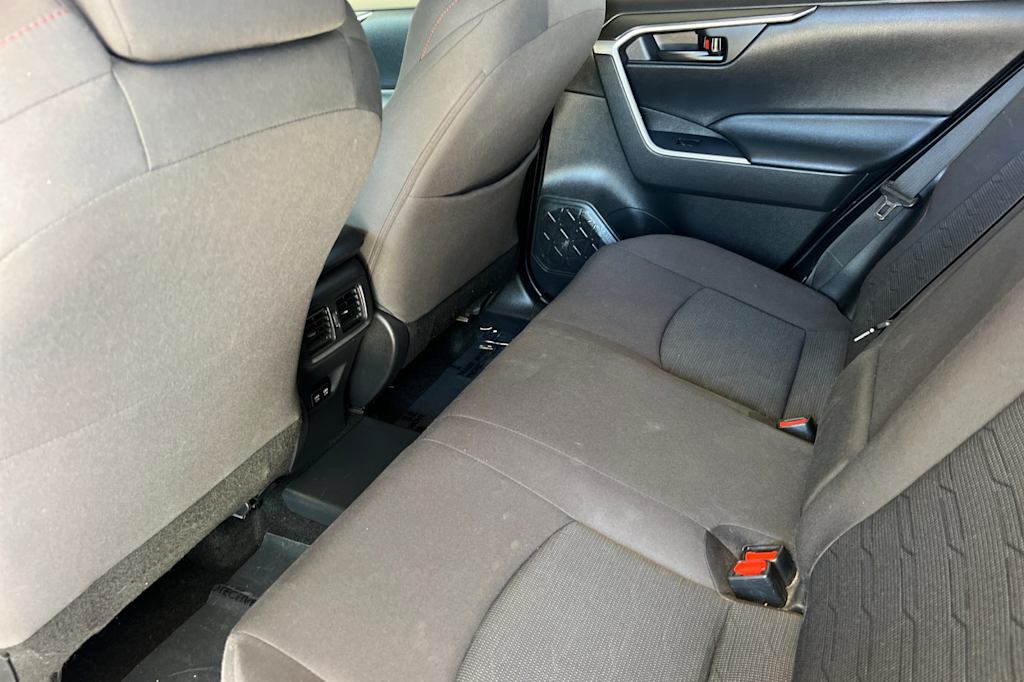 Thumbnail: 2021 Toyota RAV4 - 11