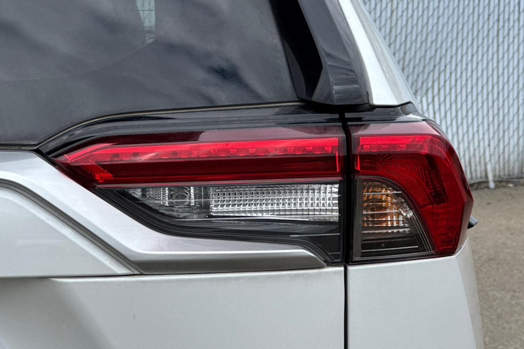 Thumbnail: 2023 Toyota RAV4 - 22