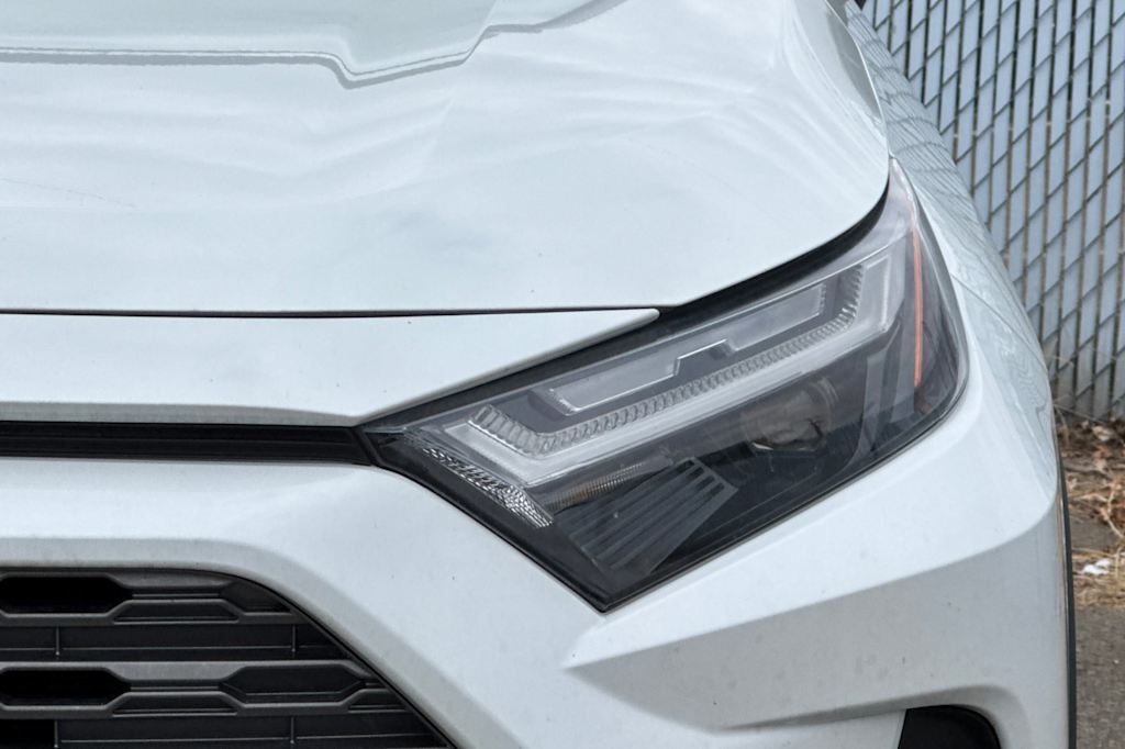 Thumbnail: 2023 Toyota RAV4 - 16