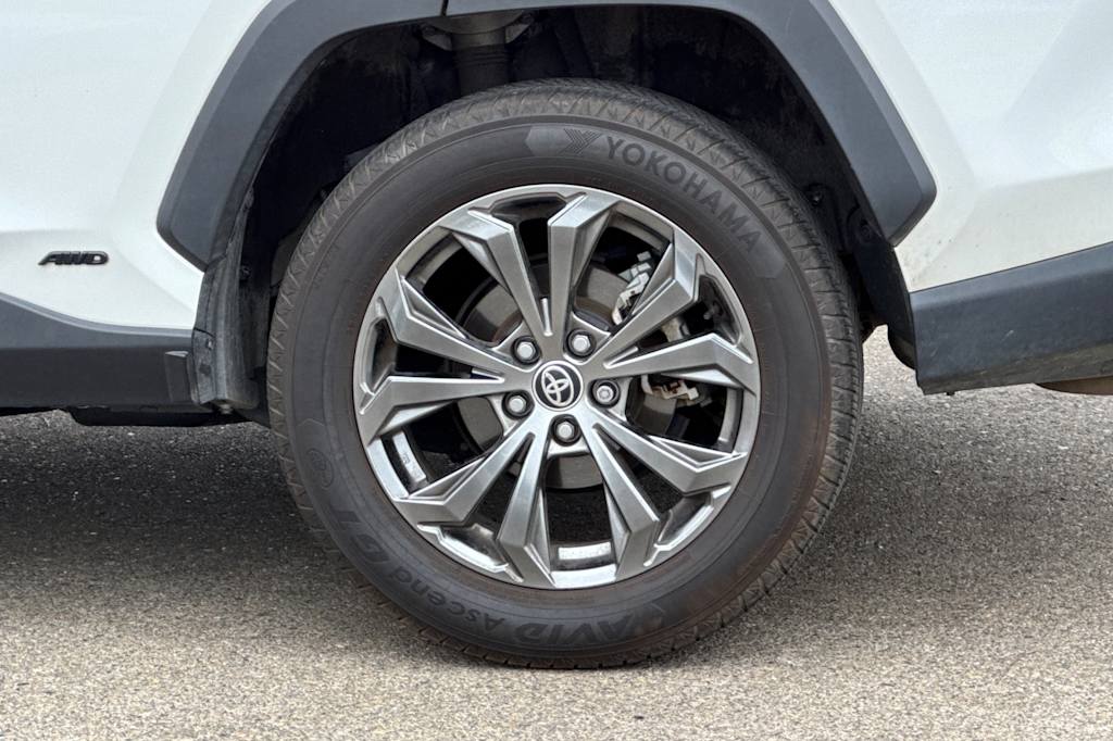 Thumbnail: 2023 Toyota RAV4 - 26