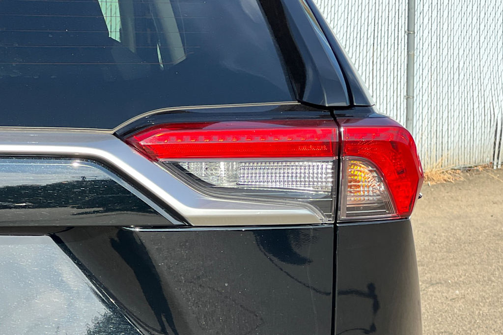 Thumbnail: 2024 Toyota RAV4 - 23